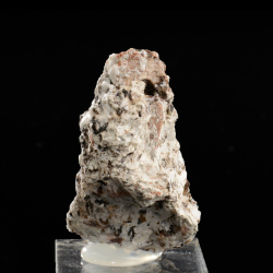 Adamsite-(Y), Thomasclarkite-(Y), 4.5 x 3 x 2.4 cm