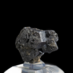 Pyrargyrite,  1.9 x 1.8 x 1.3 cm.
